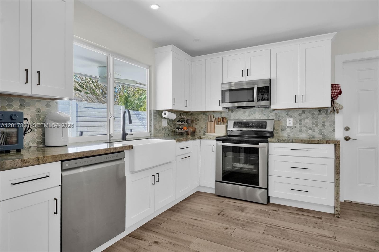 1301 Hollywood Blvd, Hollywood, FL 33019 — zdjęcie 3