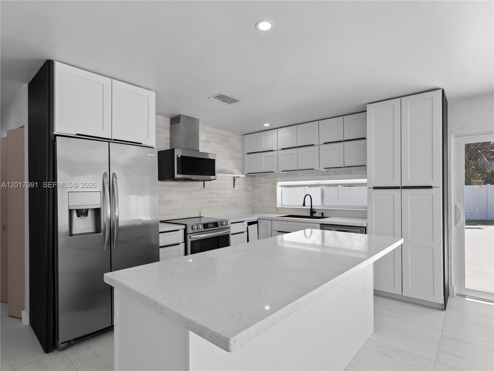 421 S 56th Ter, Hollywood, FL 33023 — zdjęcie 3