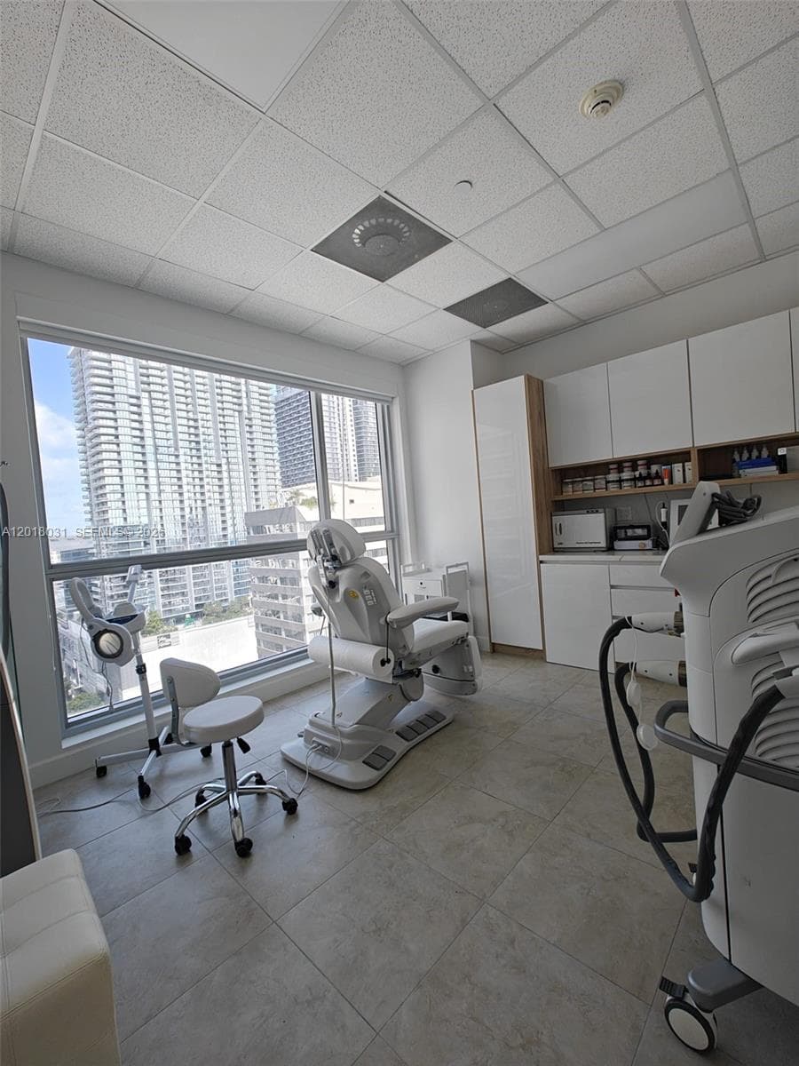 175 SW 7th St # 2006, Miami, FL 33130 — zdjęcie 2
