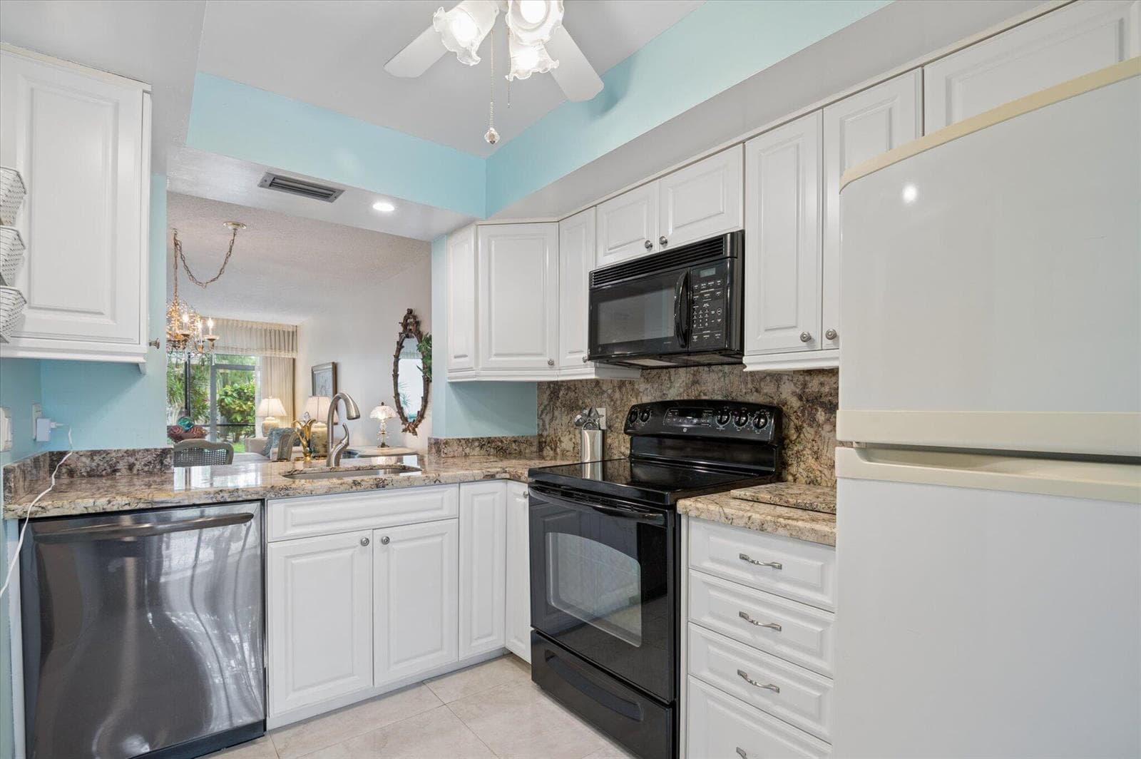 2307 SW 15th Street SW # 1, Deerfield Beach, FL 33442 — zdjęcie 4