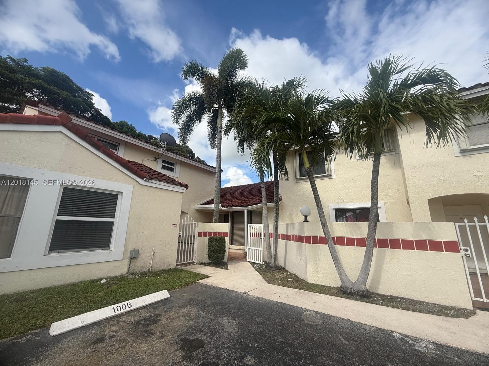 1004 San Remo Cir, Homestead, FL 33035 — zdjęcie 2