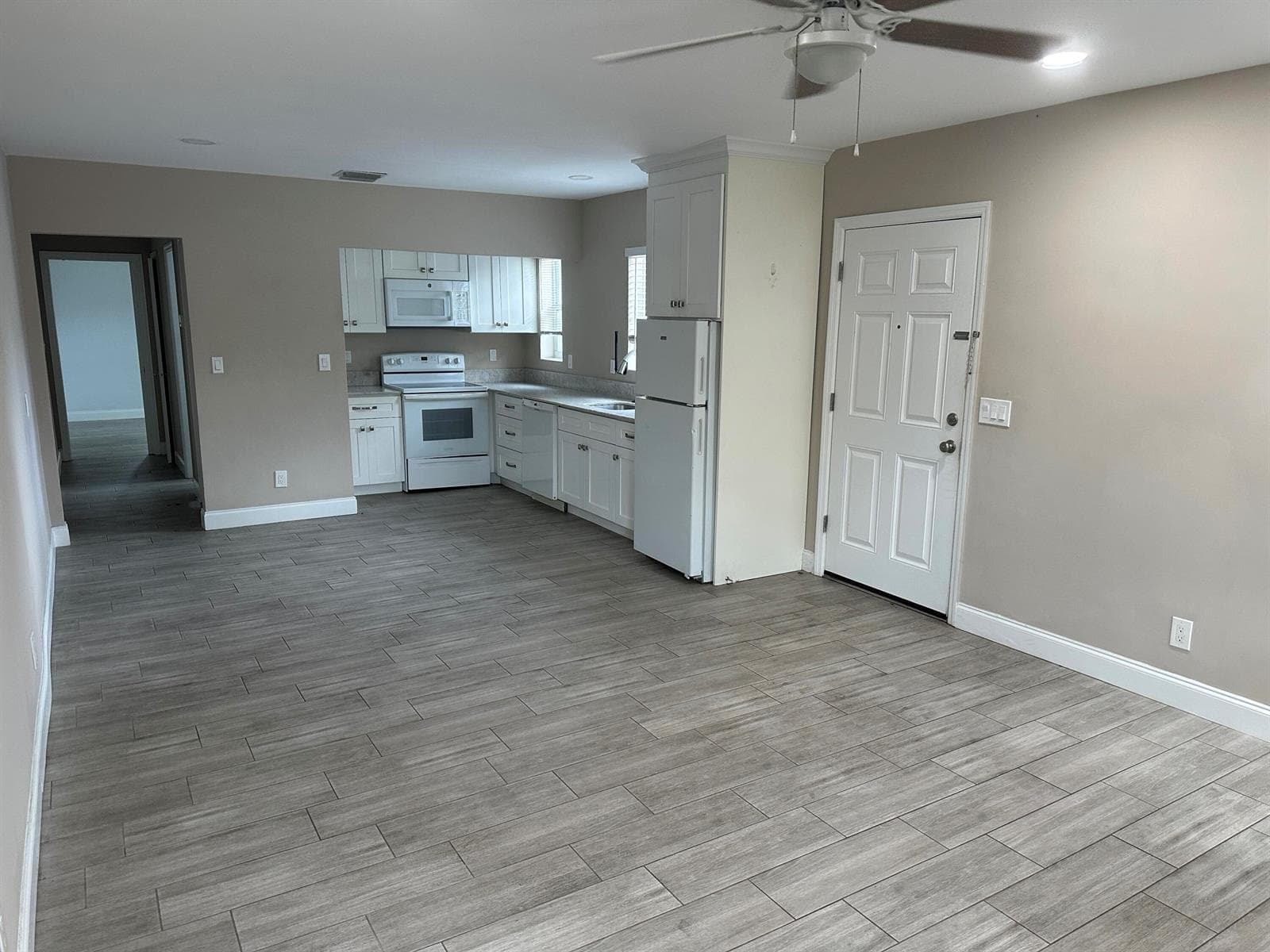 2400 Park Avenue # 1, Singer Island, FL 33404 — zdjęcie 5