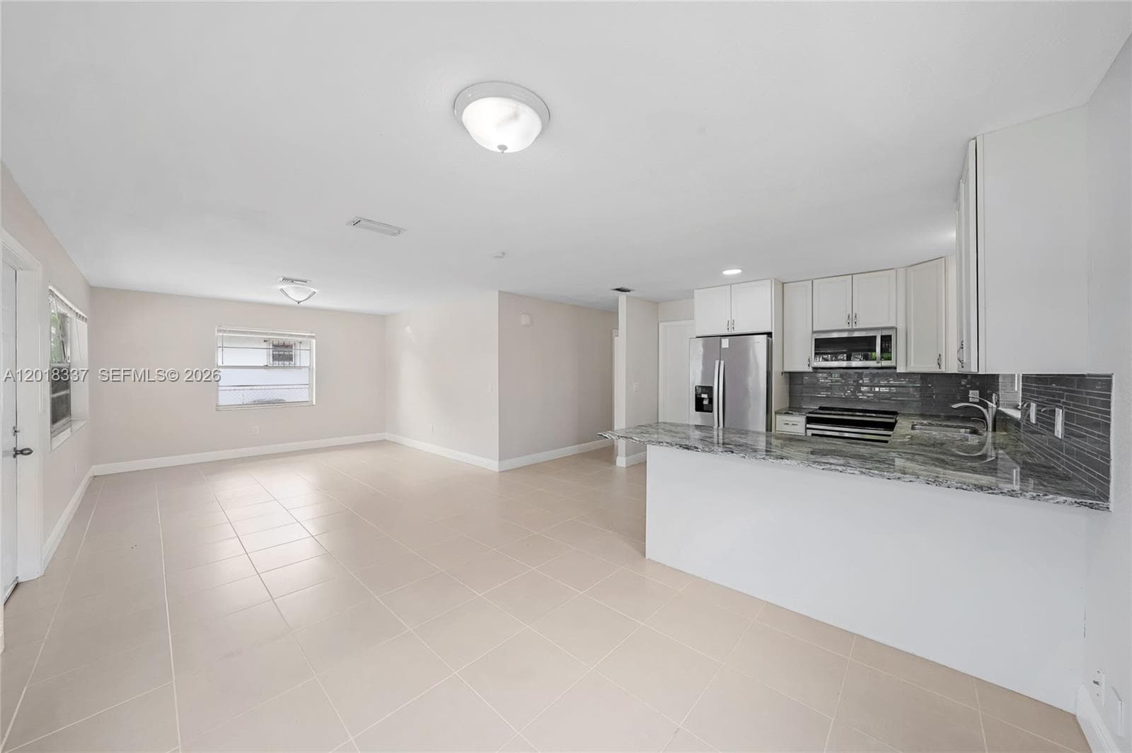 429 Avenida Hermosa, West Palm Beach, FL 33405 — zdjęcie 3