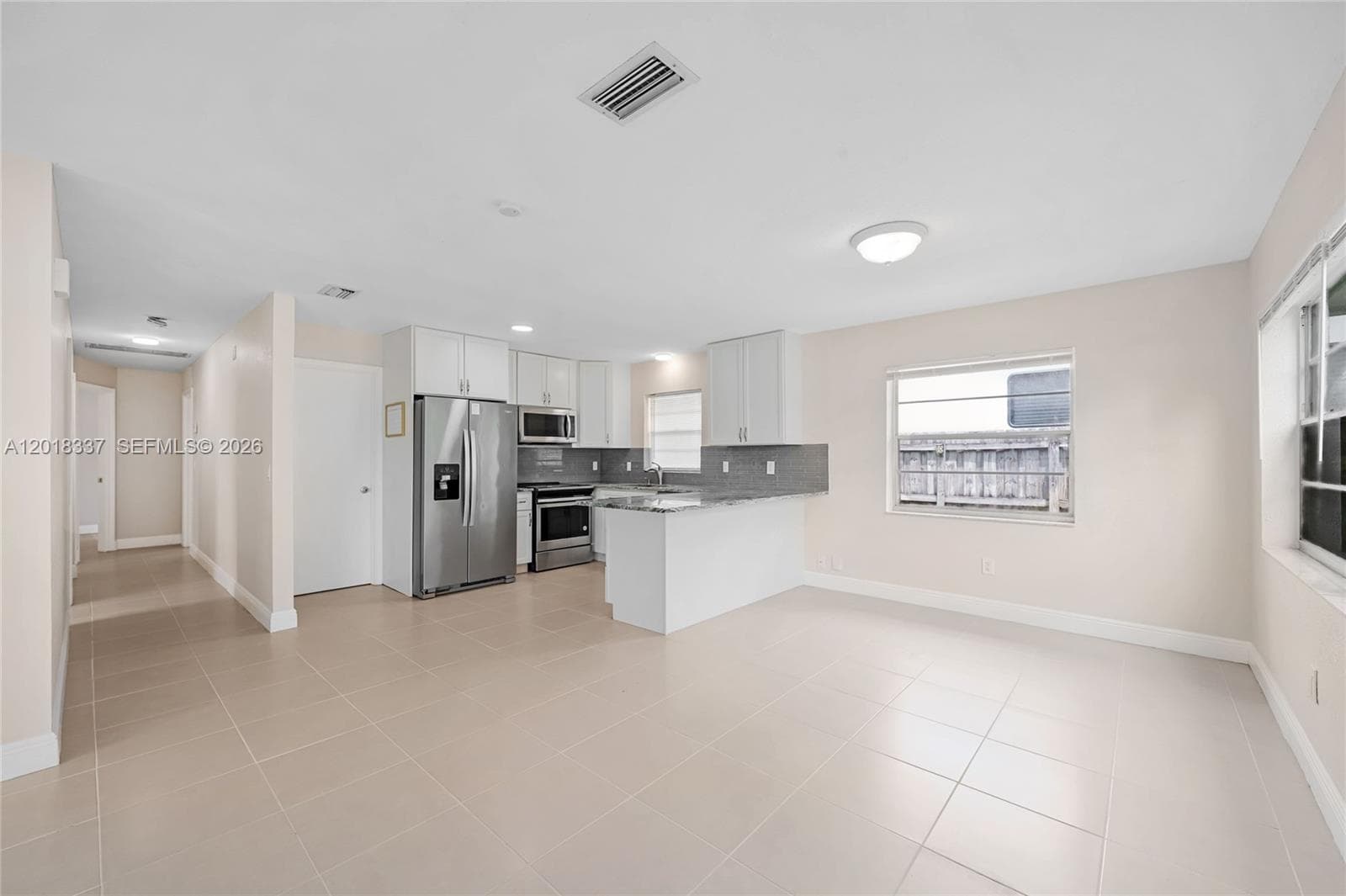 429 Avenida Hermosa, West Palm Beach, FL 33405 — zdjęcie 4
