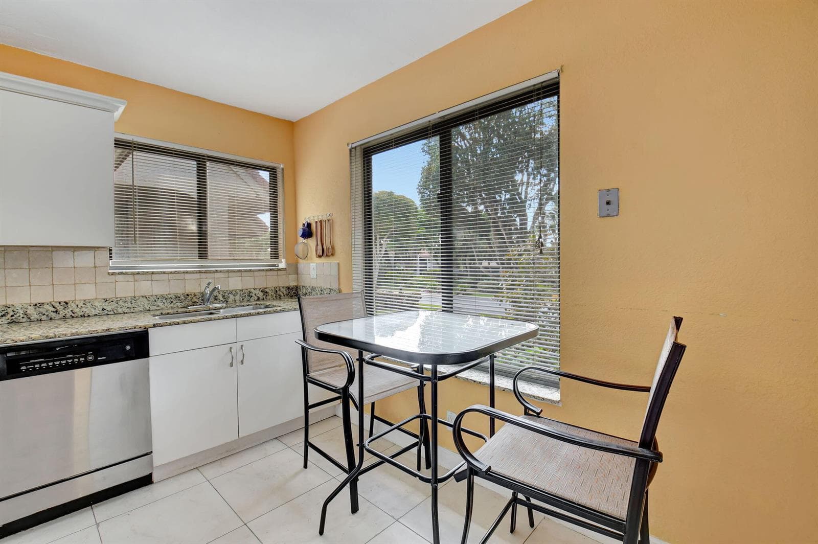5715 Fairway Park Drive # 201, Boynton Beach, FL 33437 — zdjęcie 4
