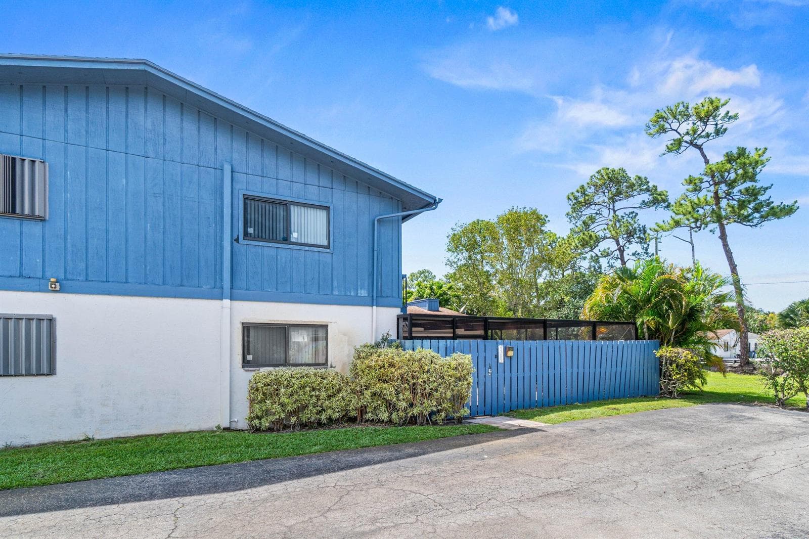 4585 Holly Lake Drive, Lake Worth, FL 33463 — zdjęcie 2