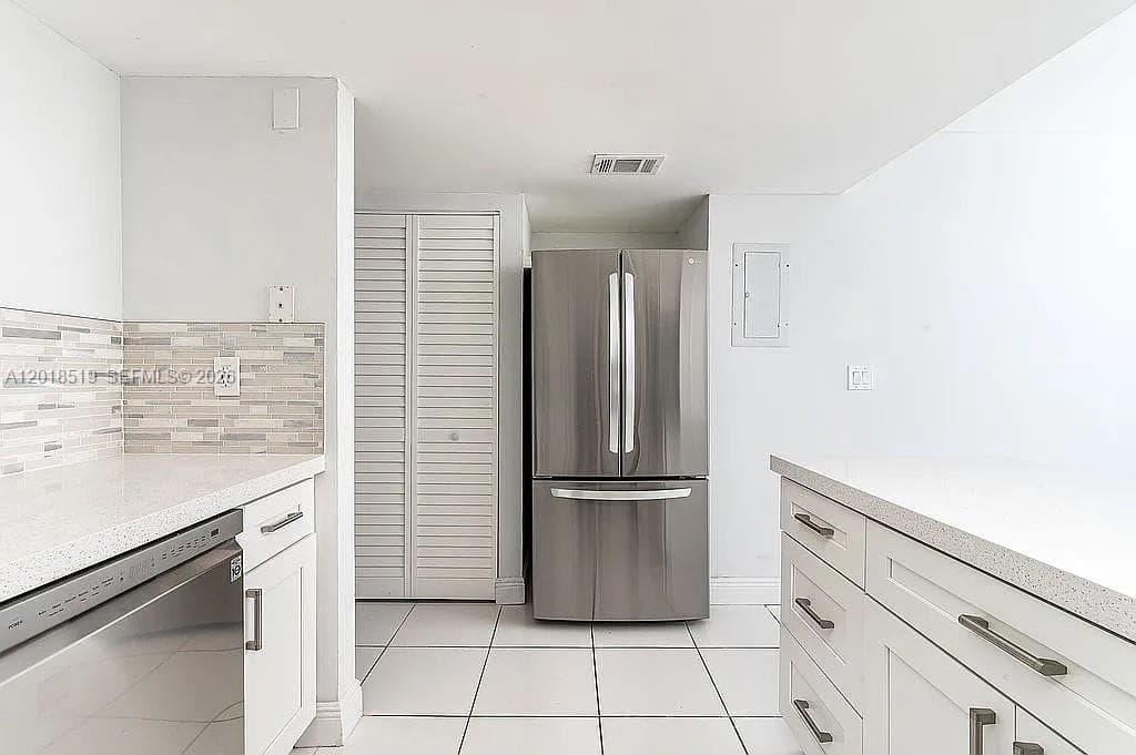 1931 Sabal Palm Dr # 301, Davie, FL 33324 — zdjęcie 2