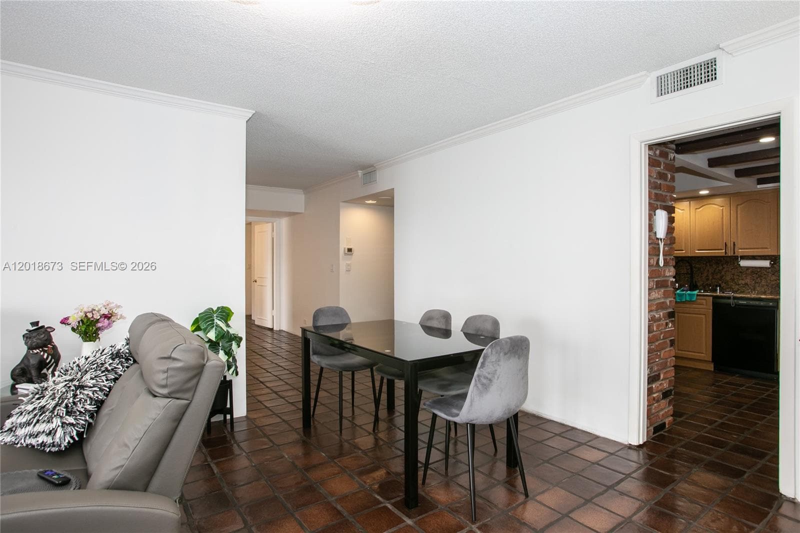 1800 NE 114th St # 1207, Miami, FL 33181 — zdjęcie 4