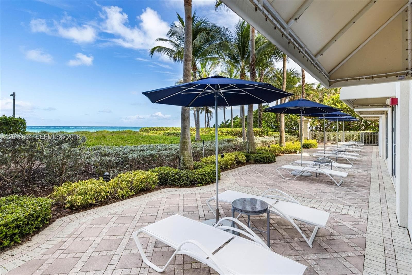 16047 Collins Ave # Cabana 5S, Sunny Isles Beach, FL 33160 — zdjęcie 2