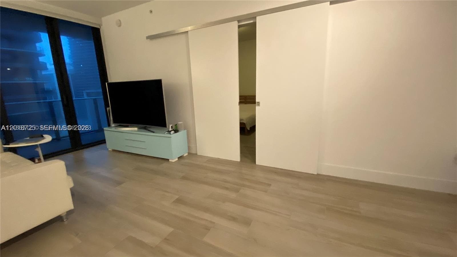 1010 Brickell Ave # 2208, Miami, FL 33131 — zdjęcie 3