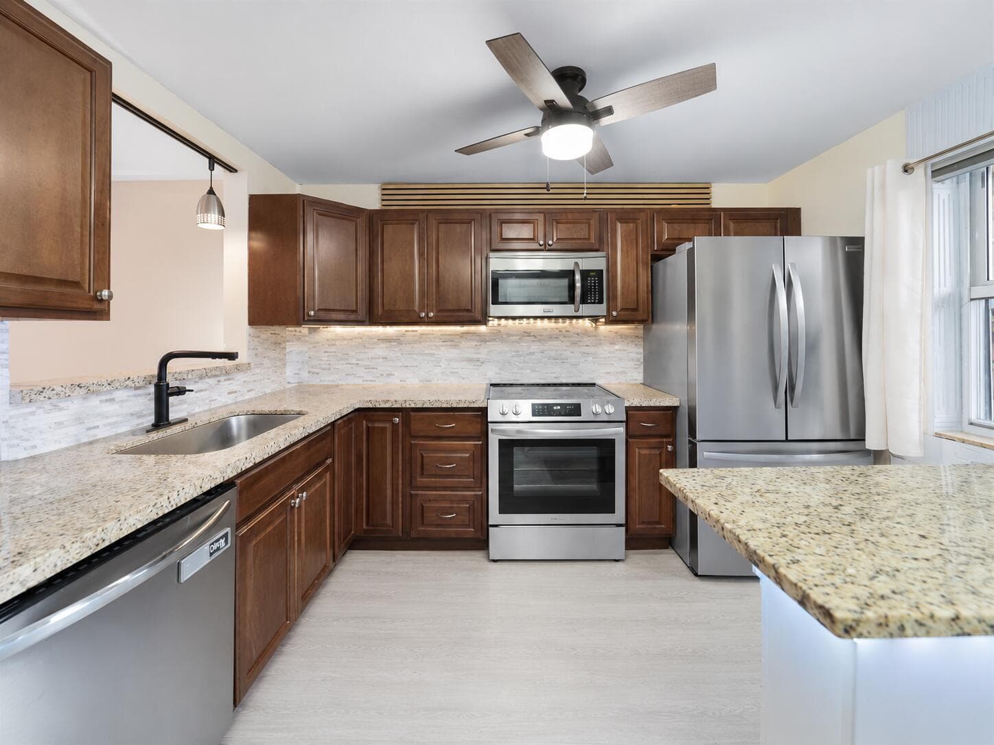 777 S Federal Highway # D103, Pompano Beach, FL 33062 — zdjęcie 3