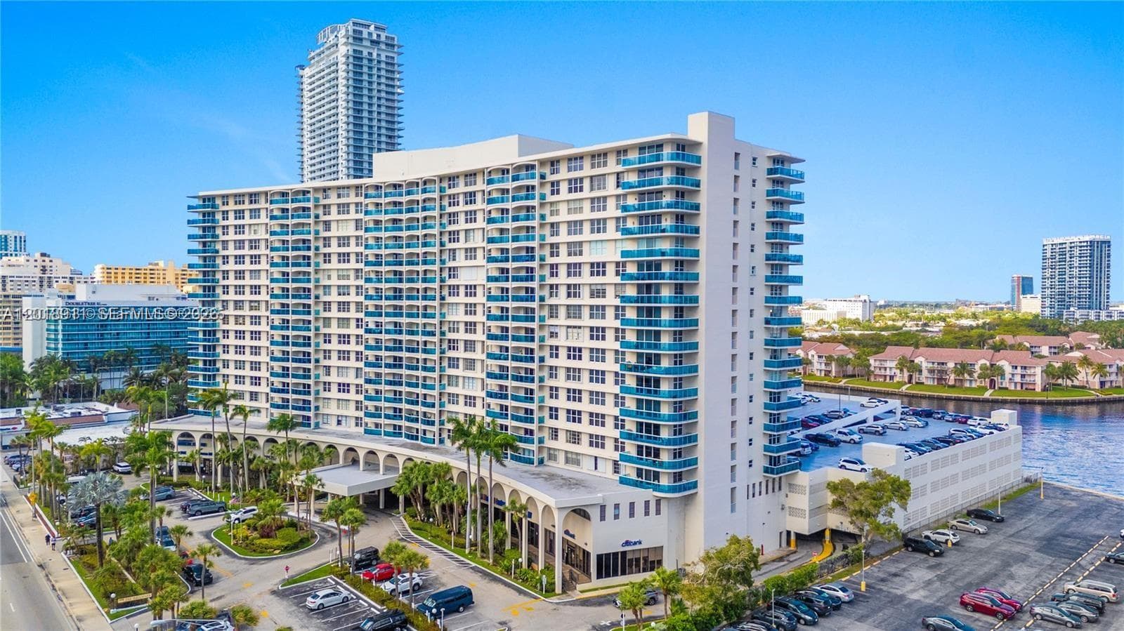 3800 S Ocean Dr # 1114 (AVAILABLE NOW), Hollywood, FL 33019 — zdjęcie 2