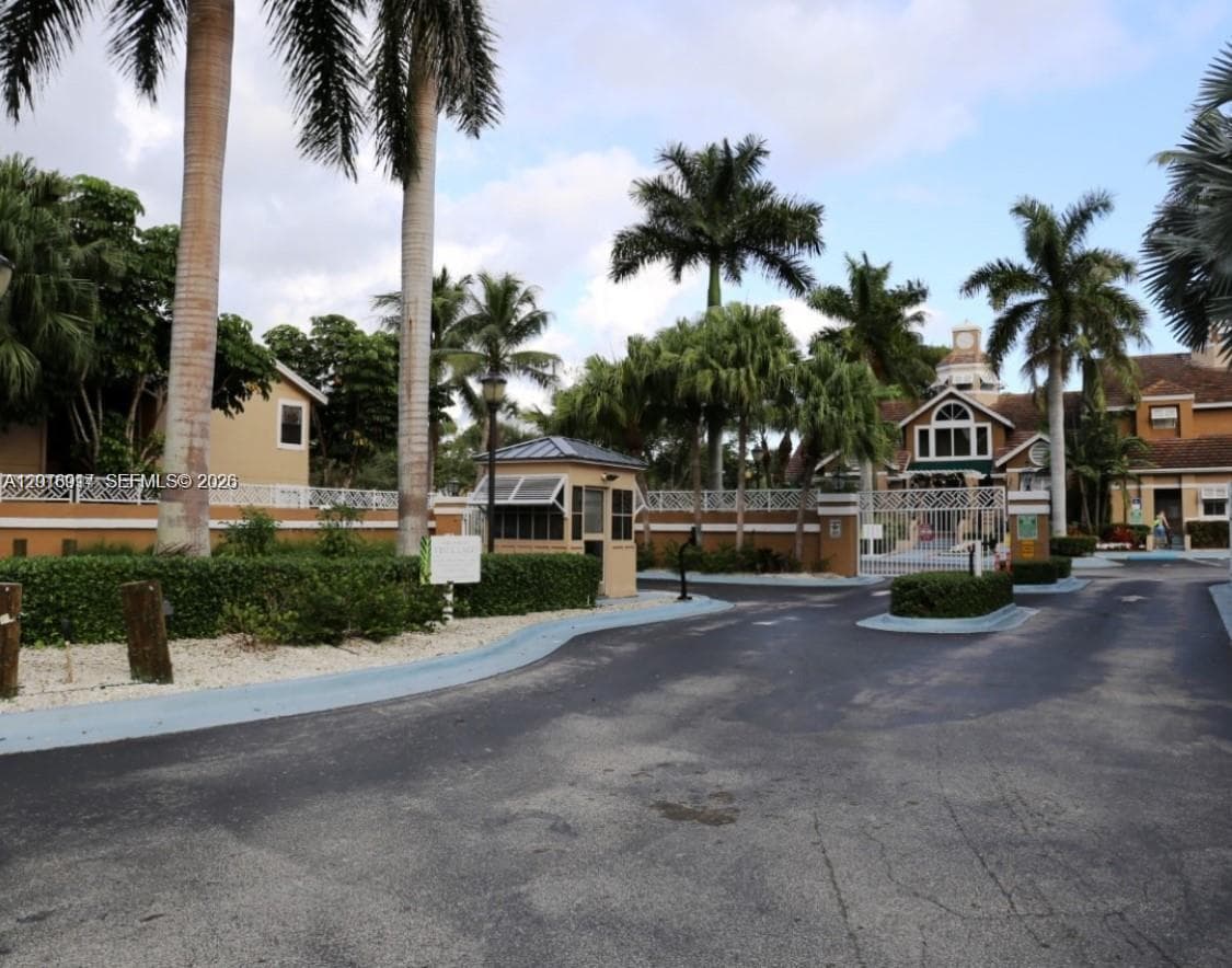 15640 SW 106th Ln # 903, Miami, FL 33196