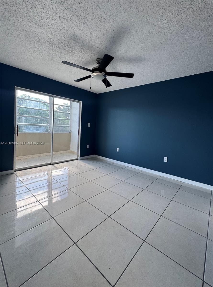 65 NE 202nd Ter # Q33, Miami Gardens, FL 33179 — zdjęcie 3