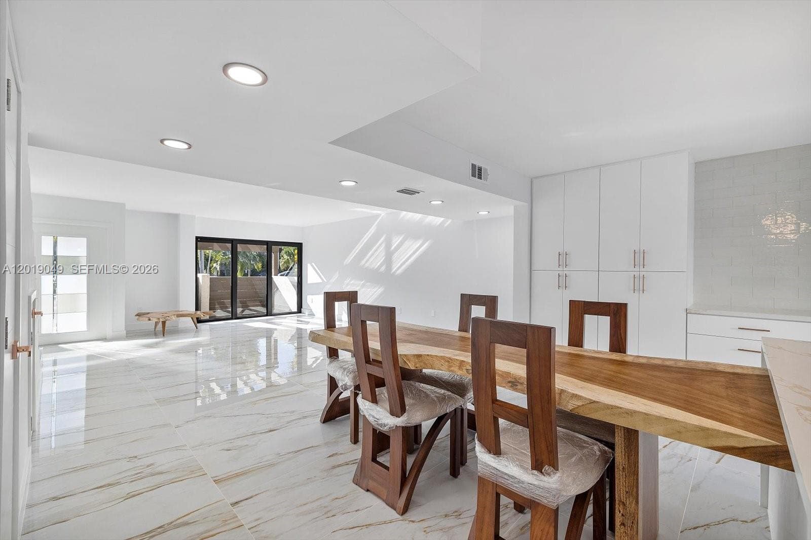 16449 NE 26th Ave # 16, North Miami Beach, FL 33160 — zdjęcie 2