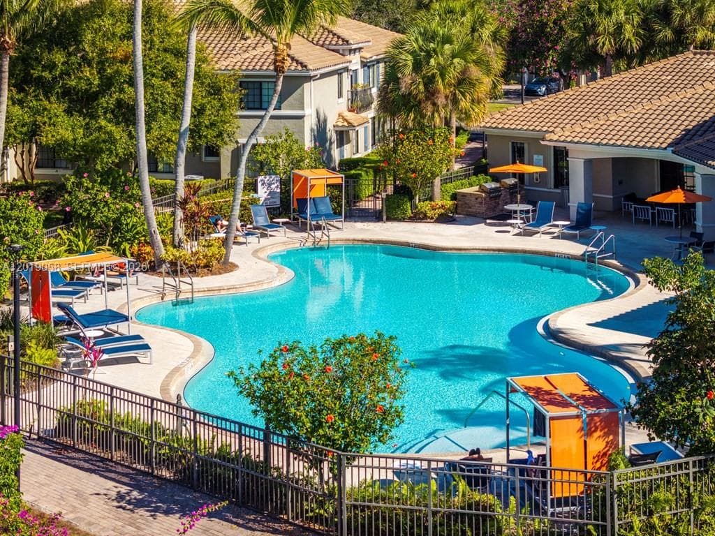 100 Portofino Drive # Augusta, Palm Beach Gardens, FL 33418 — zdjęcie 2