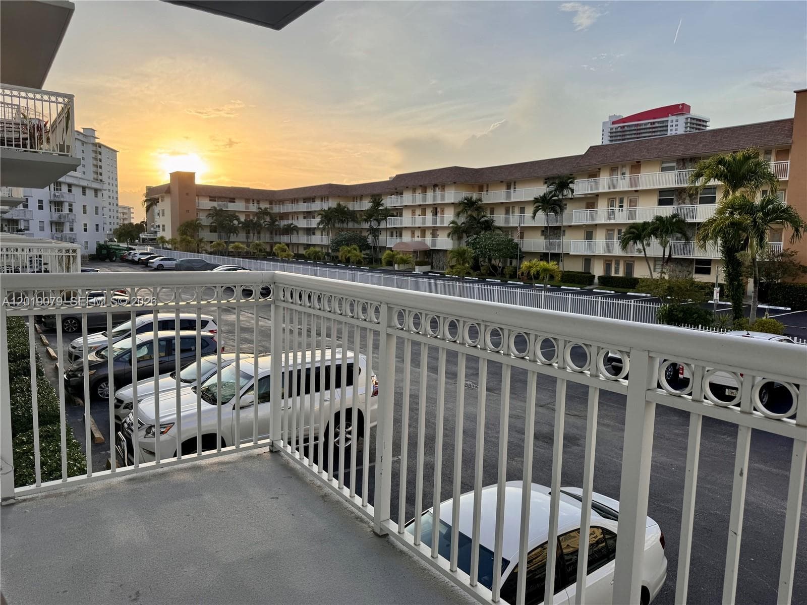 1913 S Ocean Dr # 212, Hallandale Beach, FL 33009 — zdjęcie 4