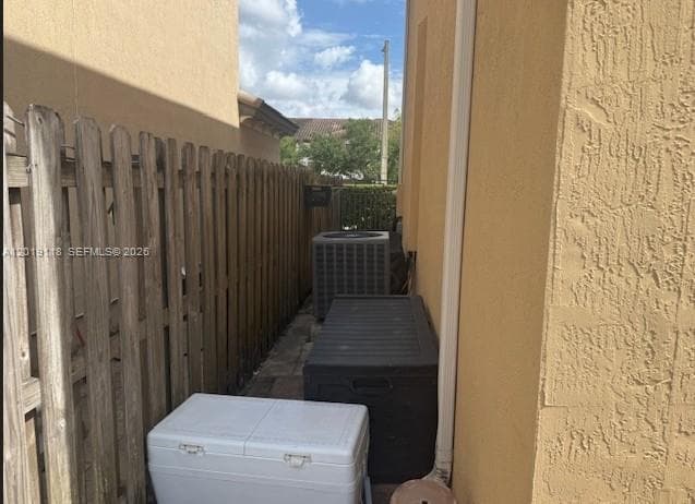 16564 SW 43rd St, Unincorporated Dade County, FL 33185 — zdjęcie 4