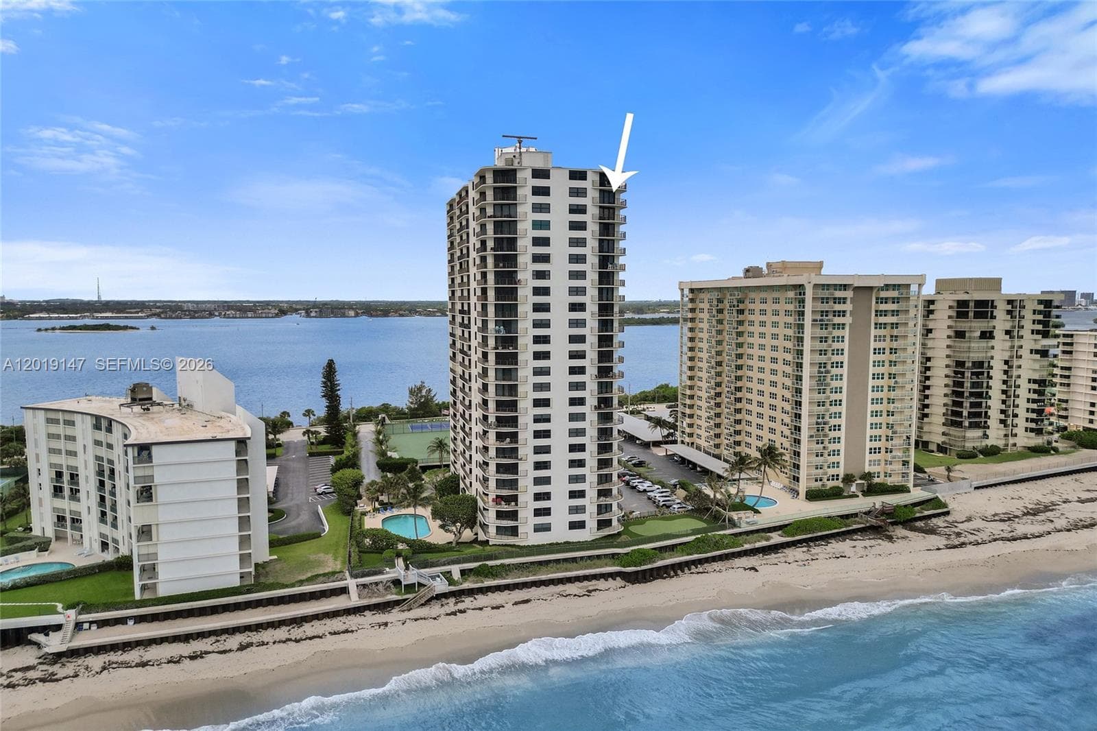 5420 N Ocean Dr # 2201, Singer Island, FL 33404
