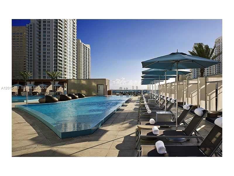 200 Biscayne Boulevard Way # 4904, Miami, FL 33131 — zdjęcie 2