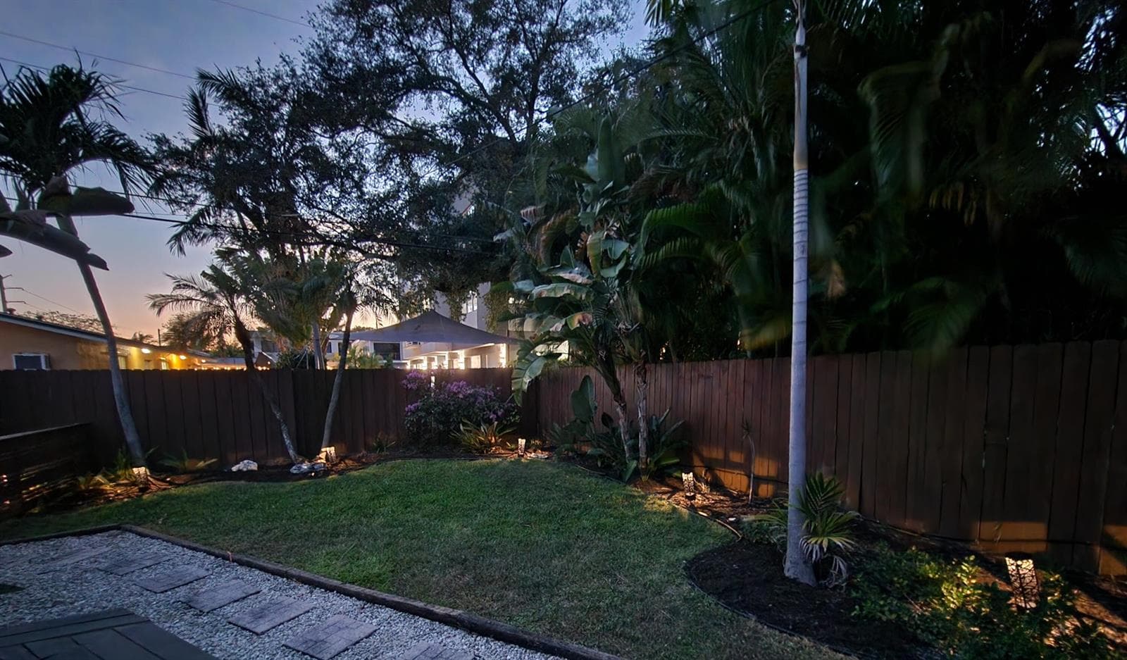 1207 NE 12th Avenue, Fort Lauderdale, FL 33304 — zdjęcie 4