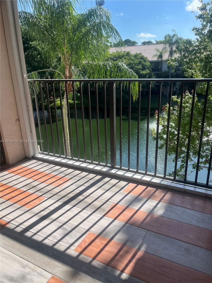 10121 W Sunrise Blvd # 301, Plantation, FL 33322 — zdjęcie 3
