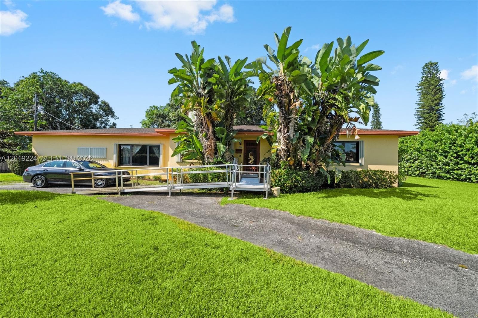 511 Dunad Ave, Opa-Locka, FL 33054 — zdjęcie 5