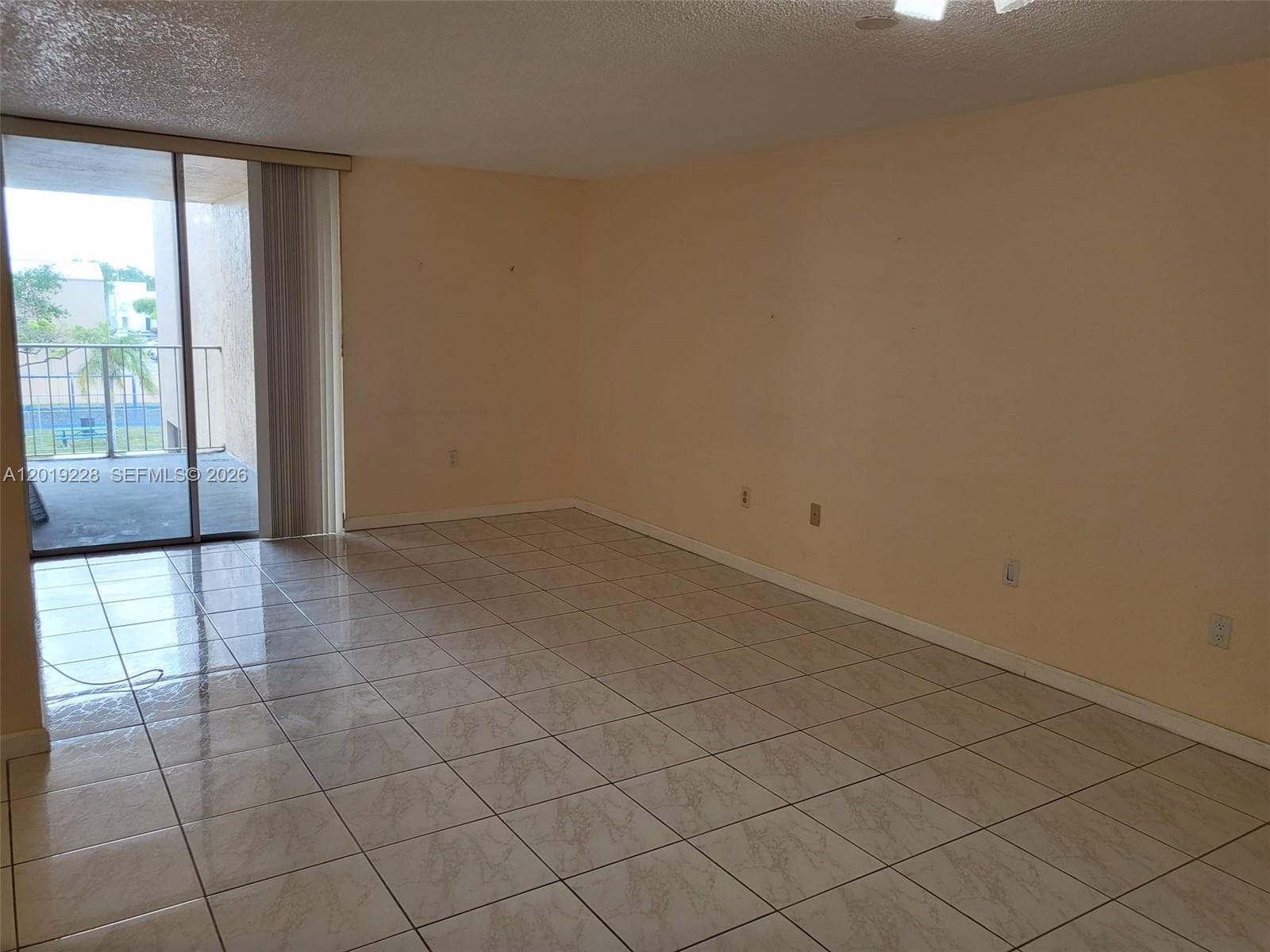 10801 SW 109th Ct # D305, Miami, FL 33176 — zdjęcie 5