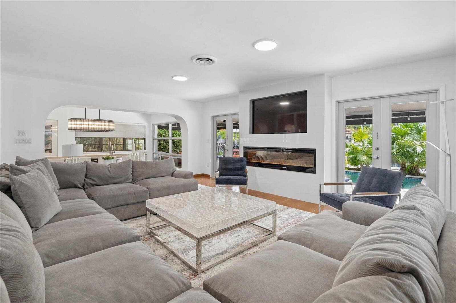 325 Coconut Isle Drive, Fort Lauderdale, FL 33301 — zdjęcie 3