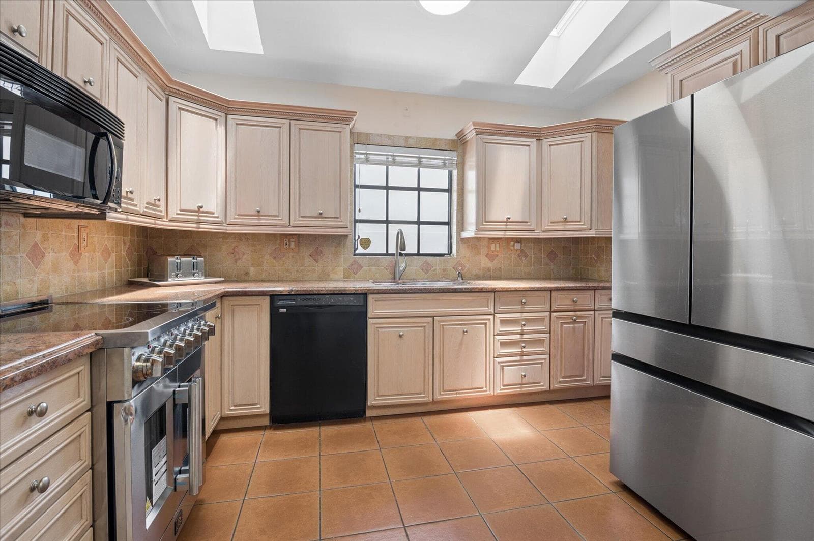 325 Coconut Isle Drive, Fort Lauderdale, FL 33301 — zdjęcie 5