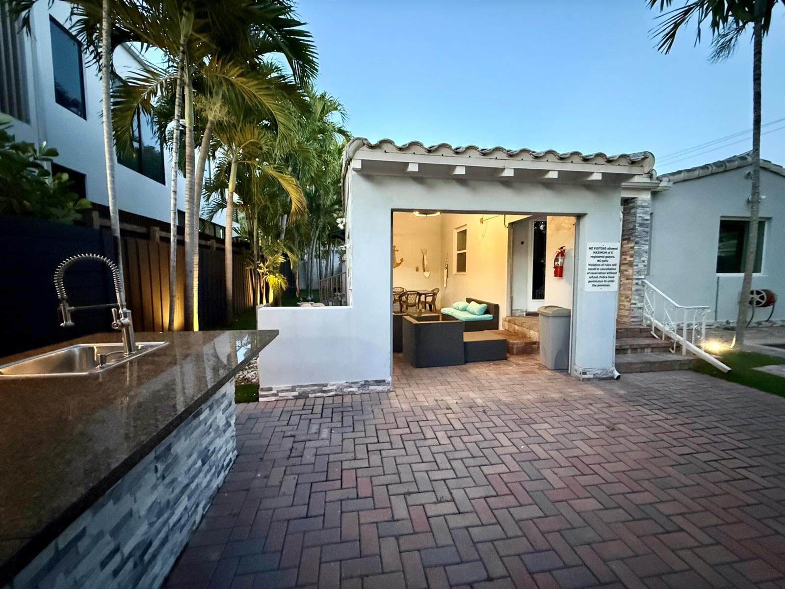 700 NE 17th Way, Fort Lauderdale, FL 33304 — zdjęcie 3