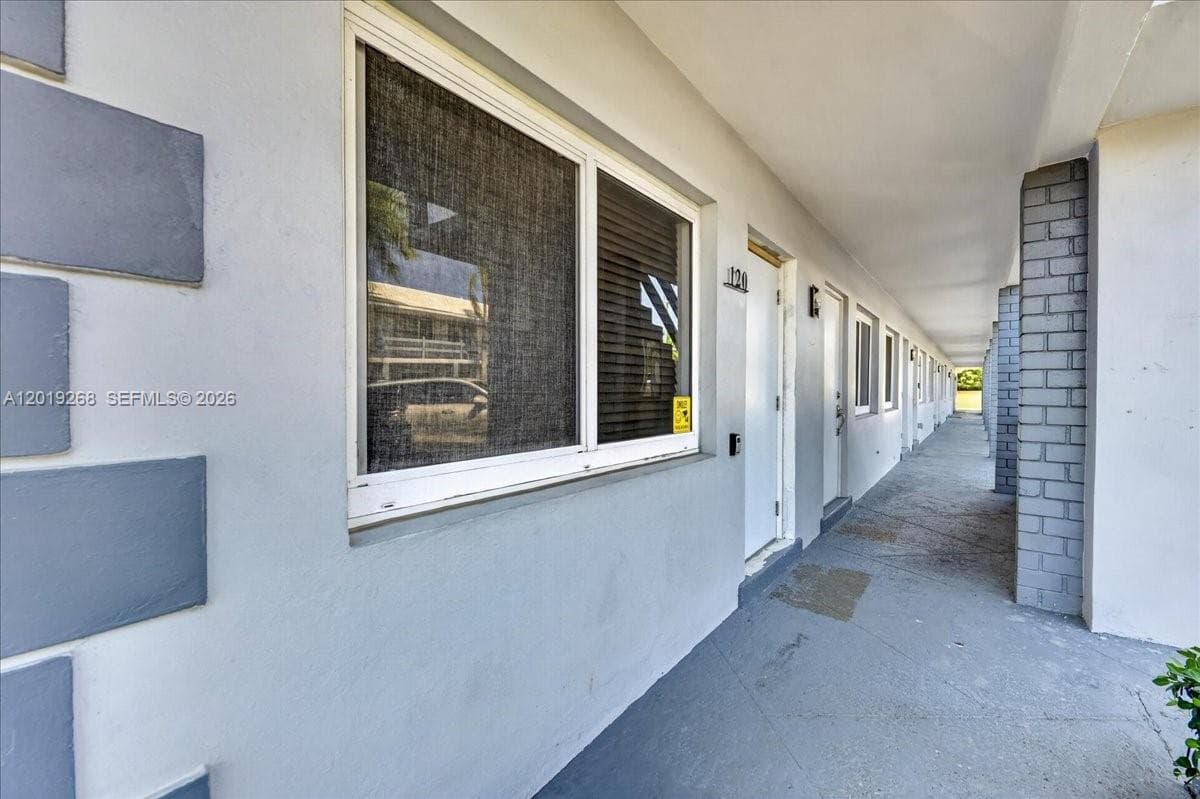 2115 NE 37th Dr # 120, Fort Lauderdale, FL 33308 — zdjęcie 3