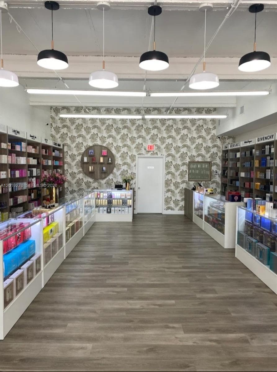 1917 NW 20th St, Miami, FL 33142 — zdjęcie 4