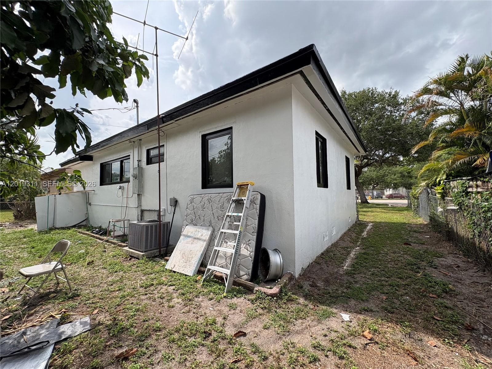 1250 NW 131st St, North Miami, FL 33167 — zdjęcie 2