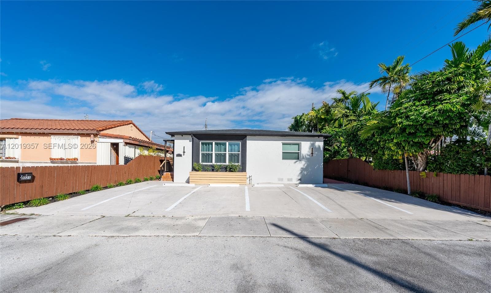3321 NW 19th Ter, Miami, FL 33125