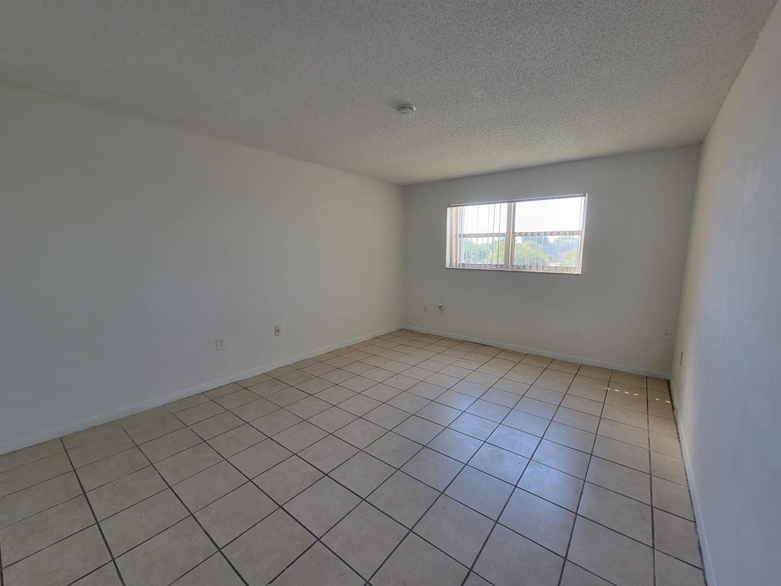 3700 NW 21st Street # 203, Lauderdale Lakes, FL 33311 — zdjęcie 5
