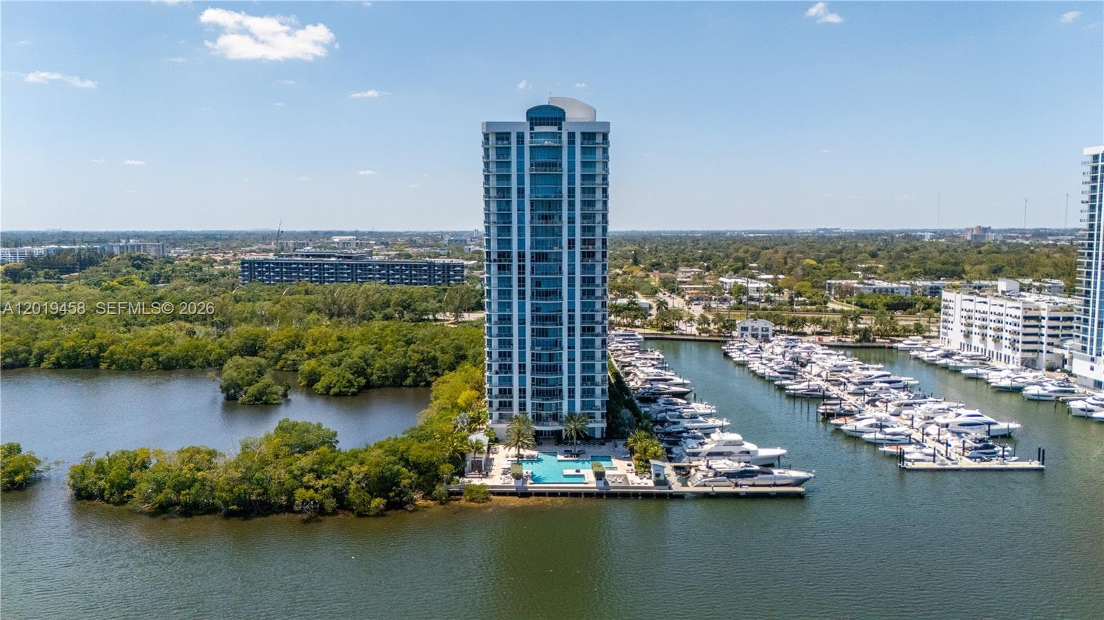 17111 Biscayne Blvd # 1406, North Miami Beach, FL 33160 — zdjęcie 2