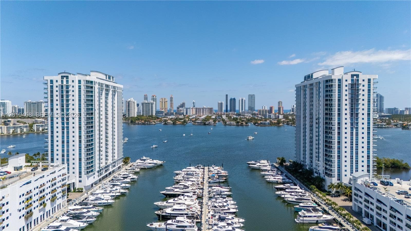 17111 Biscayne Blvd # 1406, North Miami Beach, FL 33160 — zdjęcie 4