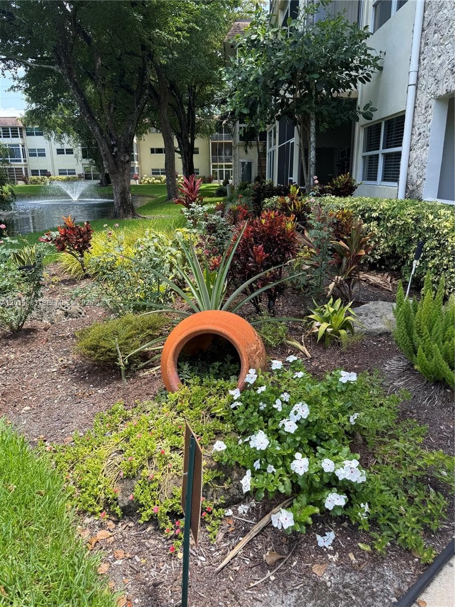 5131 W Oakland Park Blvd # 106, Lauderdale Lakes, FL 33313 — zdjęcie 4