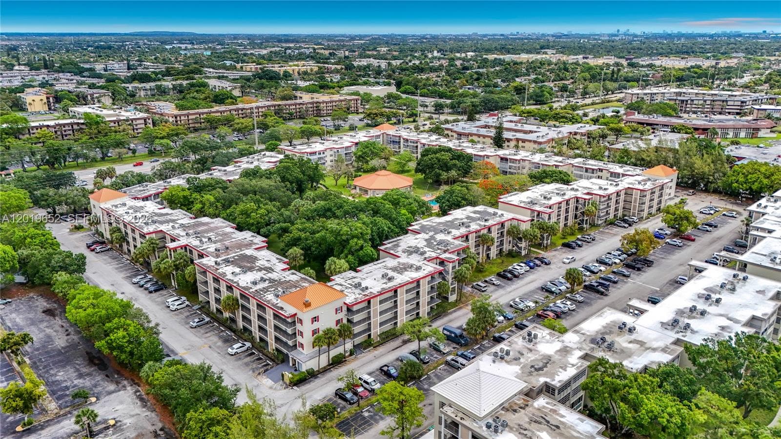 3000 NW 48th Ter # 126, Lauderdale Lakes, FL 33313 — zdjęcie 5