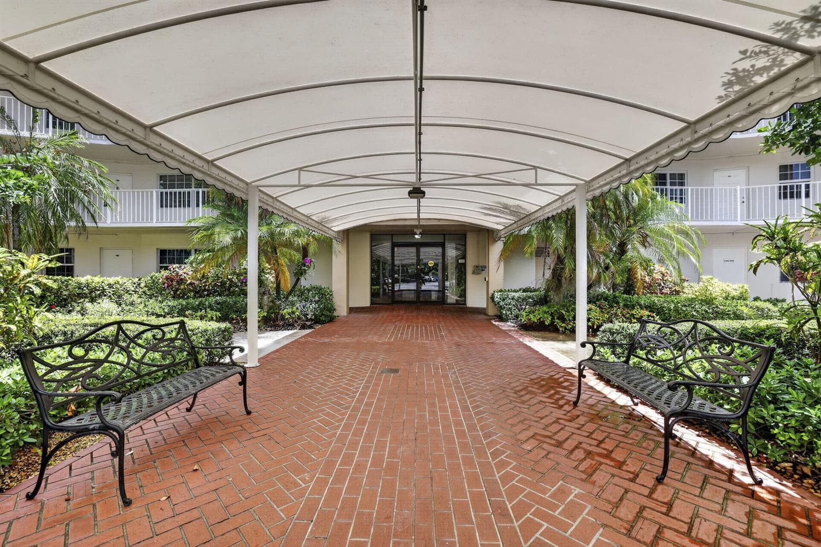 3900 Oaks Clubhouse Drive # 410, Pompano Beach, FL 33069 — zdjęcie 3