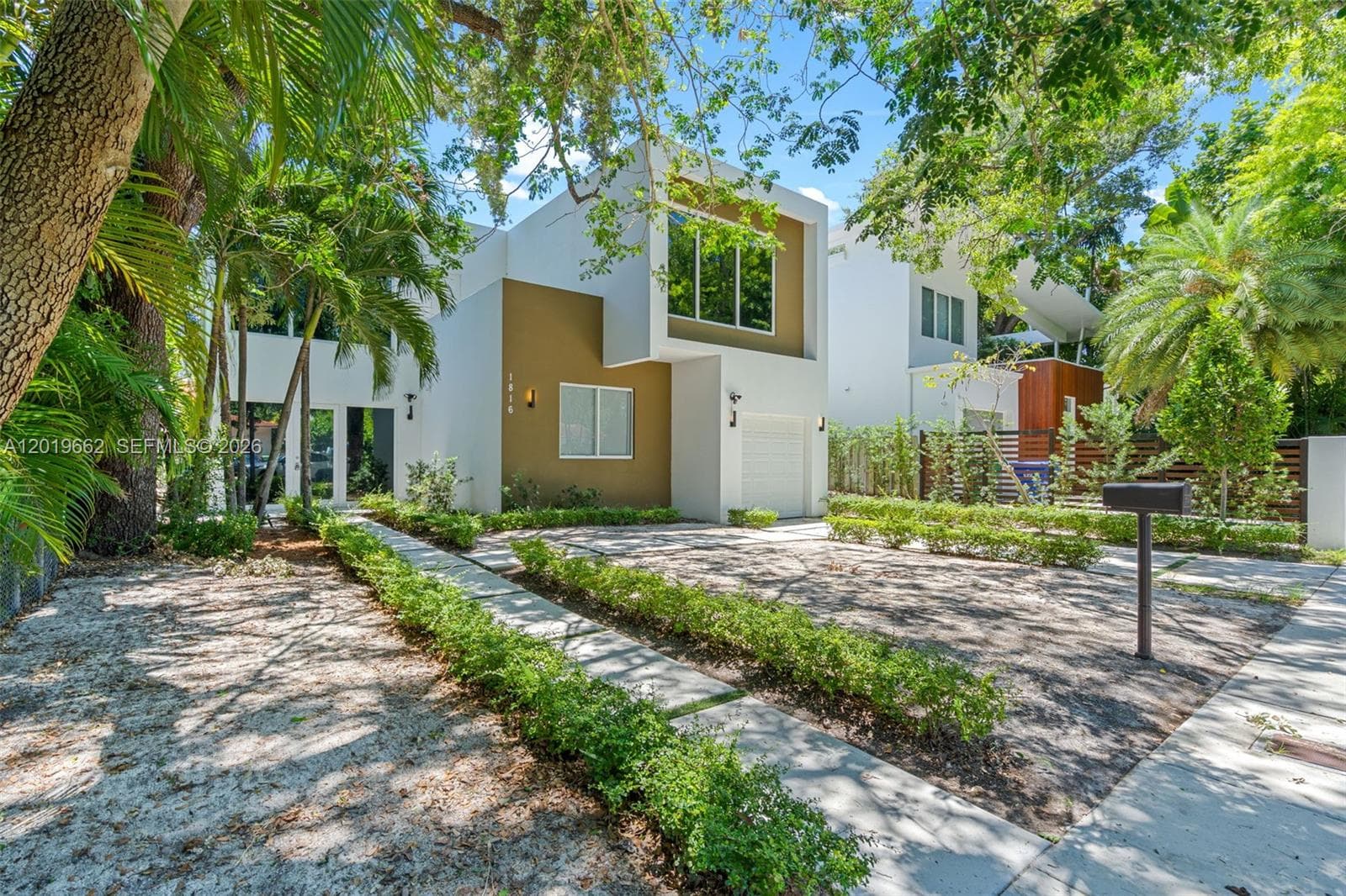 1816 SW 23rd St, Miami, FL 33145 — zdjęcie 2