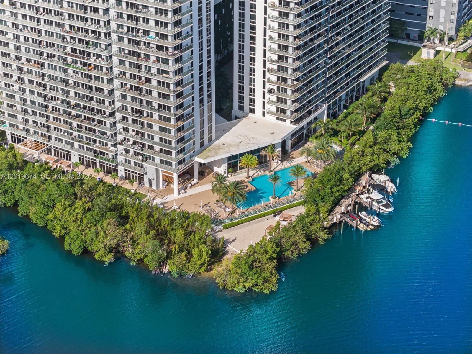 16385 Biscayne Blvd # 3103, North Miami Beach, FL 33160 — zdjęcie 3