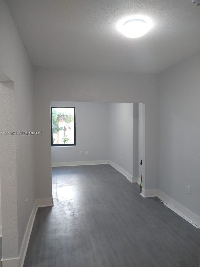 75 Glen Royal Pkwy # 3, Miami, FL 33125 — zdjęcie 3