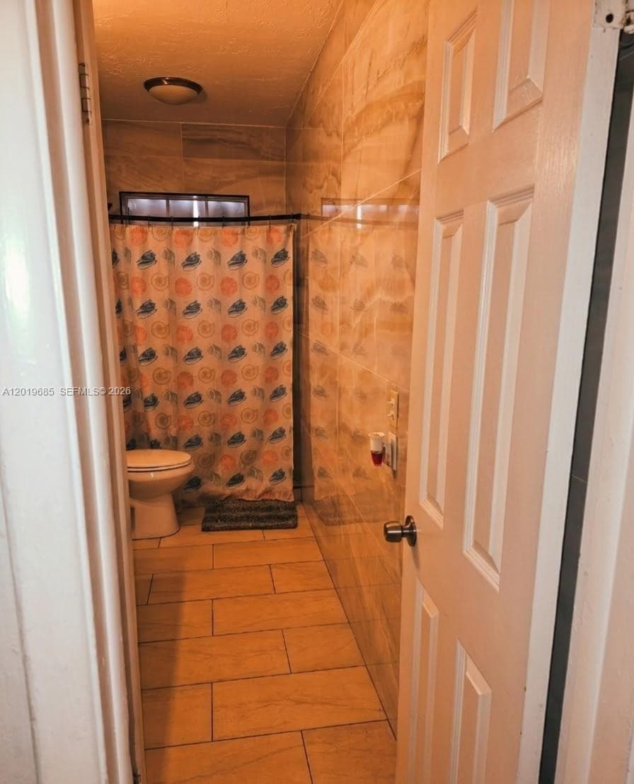 571 NE 172nd St, North Miami Beach, FL 33162 — zdjęcie 5