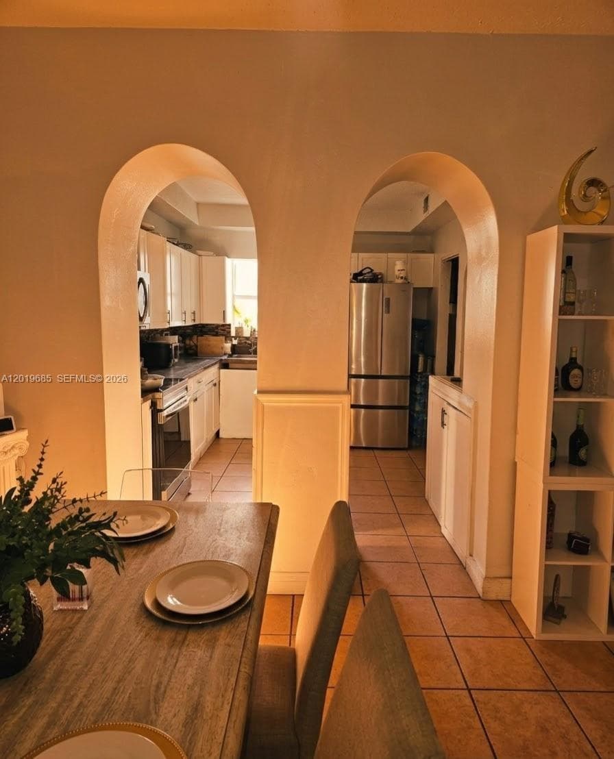 571 NE 172nd St, North Miami Beach, FL 33162 — zdjęcie 4