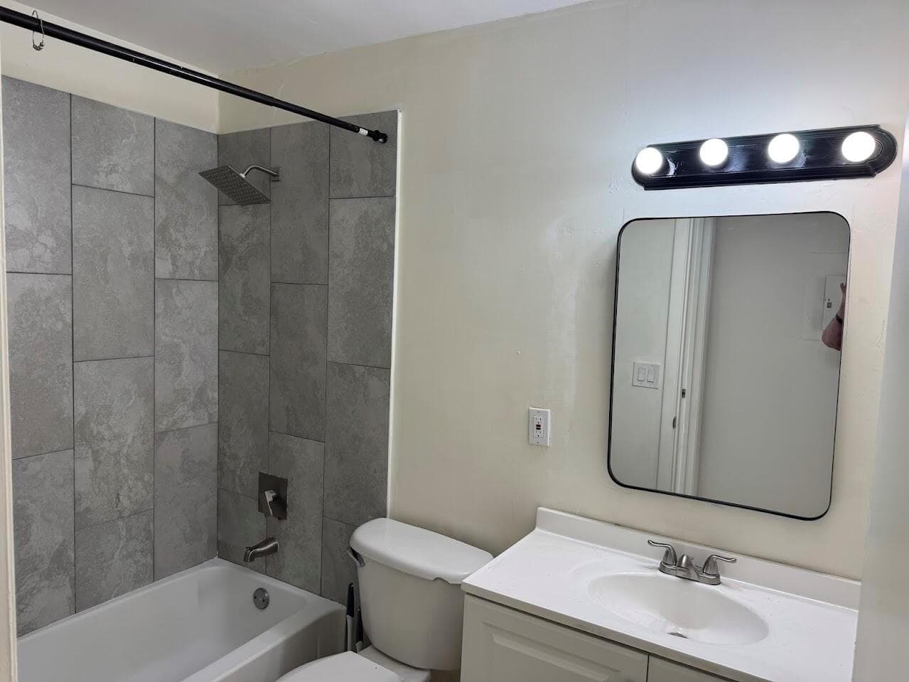 1227 SW 46th Avenue SW # 301, Pompano Beach, FL 33069 — zdjęcie 2