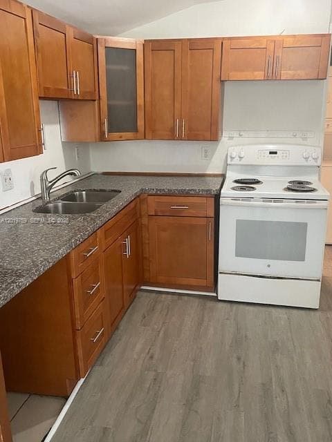 245 NW 6TH AVE, Dania Beach, FL 33004 — zdjęcie 2