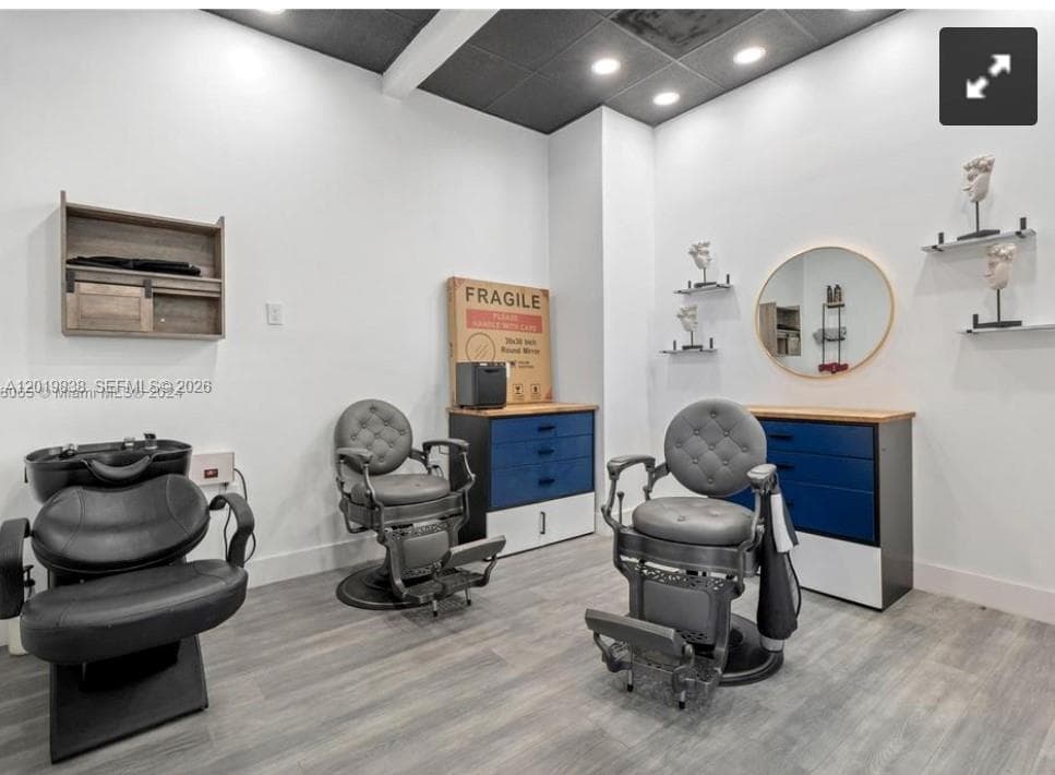 2300 W 84th St, Hialeah, FL 33016