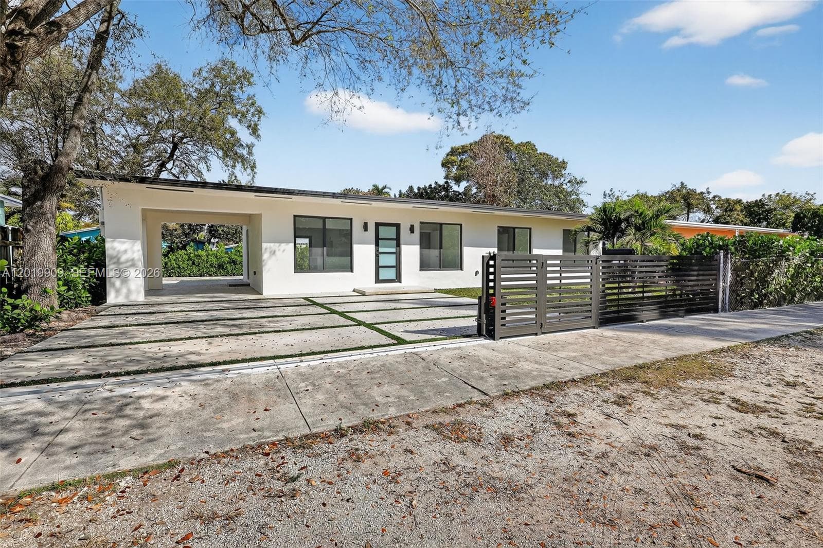 53 NW 68th St, Miami, FL 33150 — zdjęcie 3